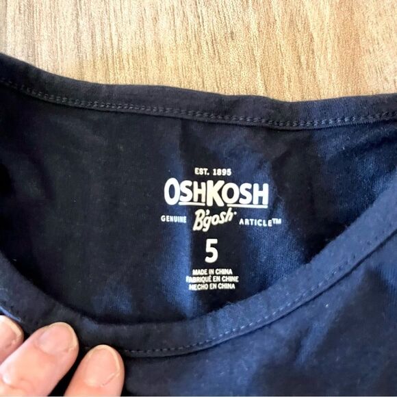 OSHKOSH B’GOSH Short Sleeve “CELEBRATE!” Tee Shirt Size 5 - Picture 4 of 5